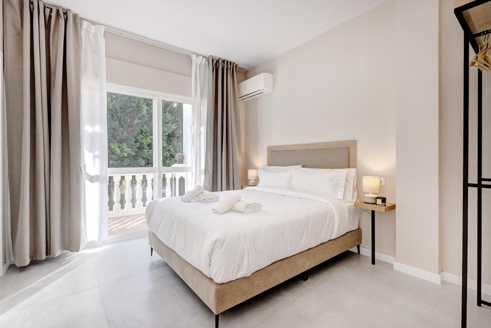 Hostal Puerta Almar Estepona Luaran gambar