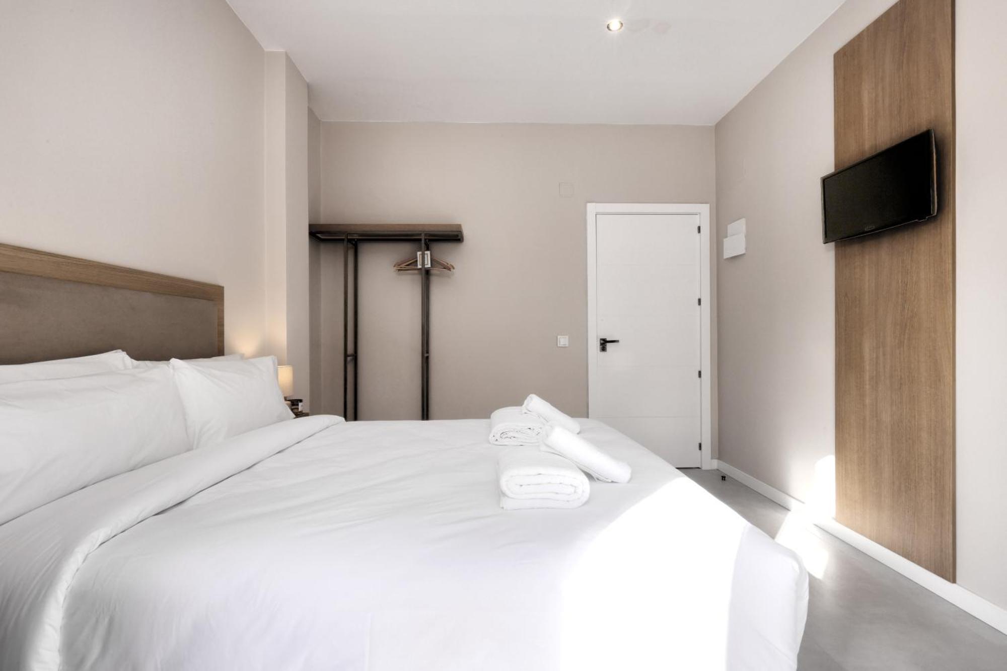 Hostal Puerta Almar Estepona Luaran gambar