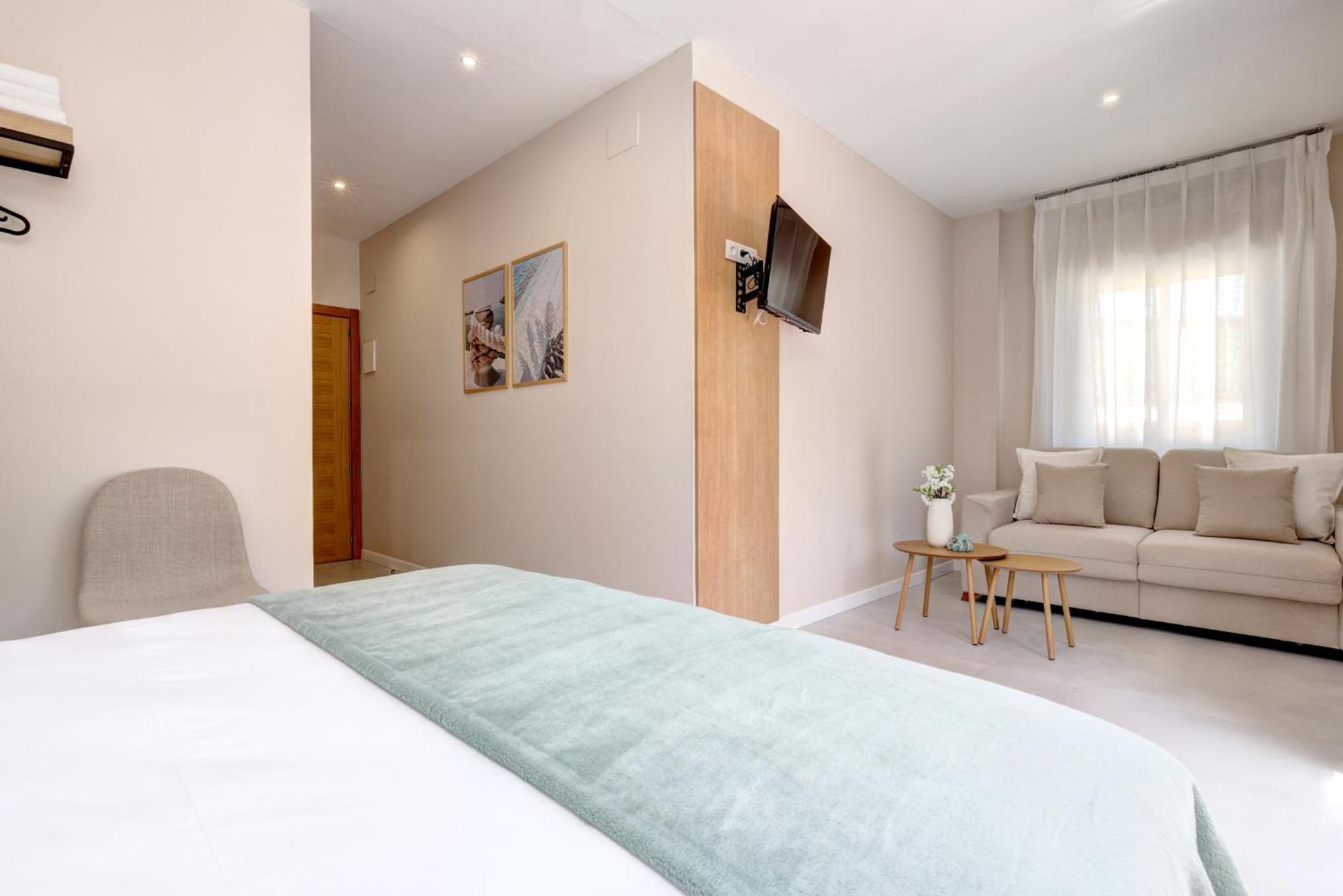 Hostal Puerta Almar Estepona Luaran gambar