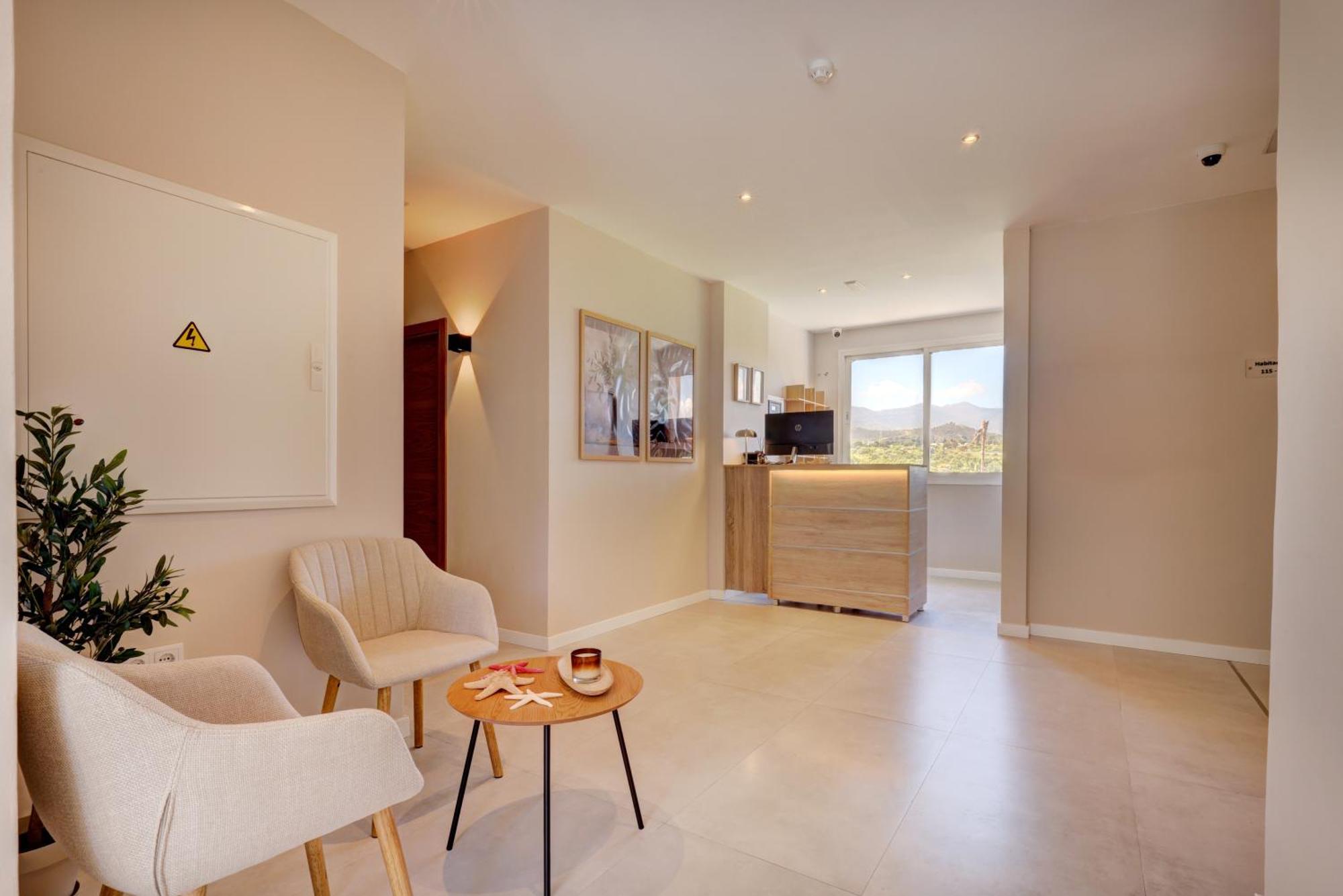 Hostal Puerta Almar Estepona Luaran gambar