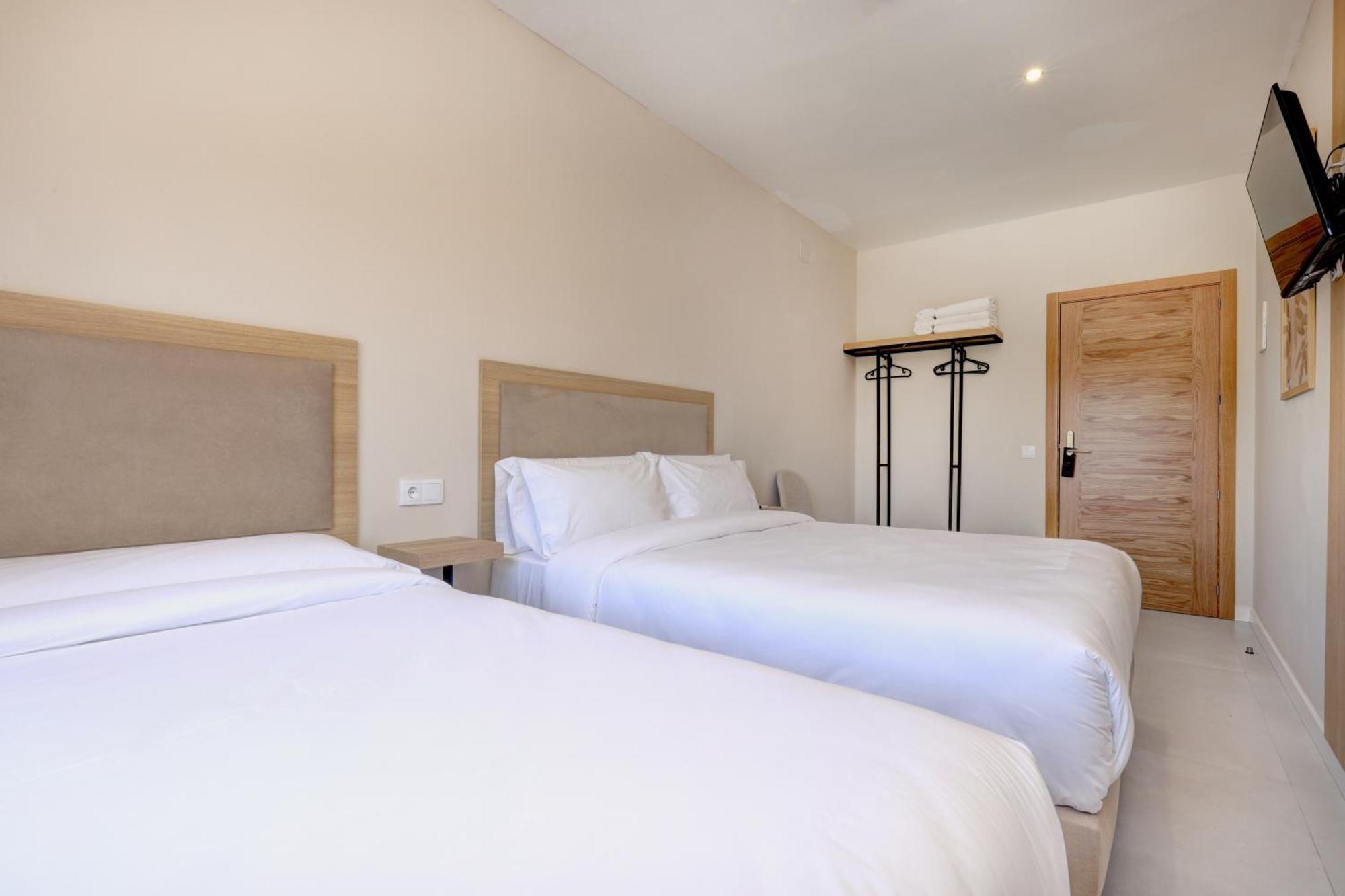 Hostal Puerta Almar Estepona Luaran gambar