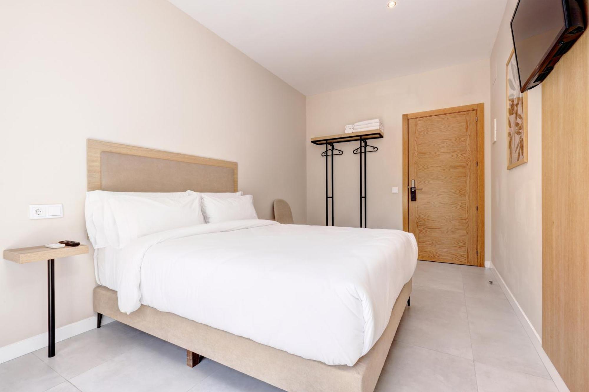 Hostal Puerta Almar Estepona Luaran gambar