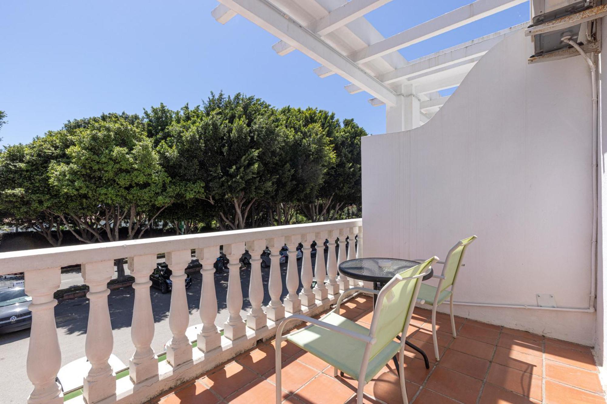 Hostal Puerta Almar Estepona Luaran gambar